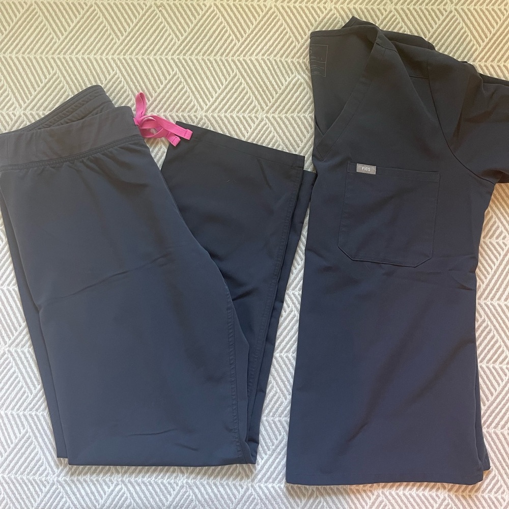 FIGS-Size Large scrubs- color: Night Sky